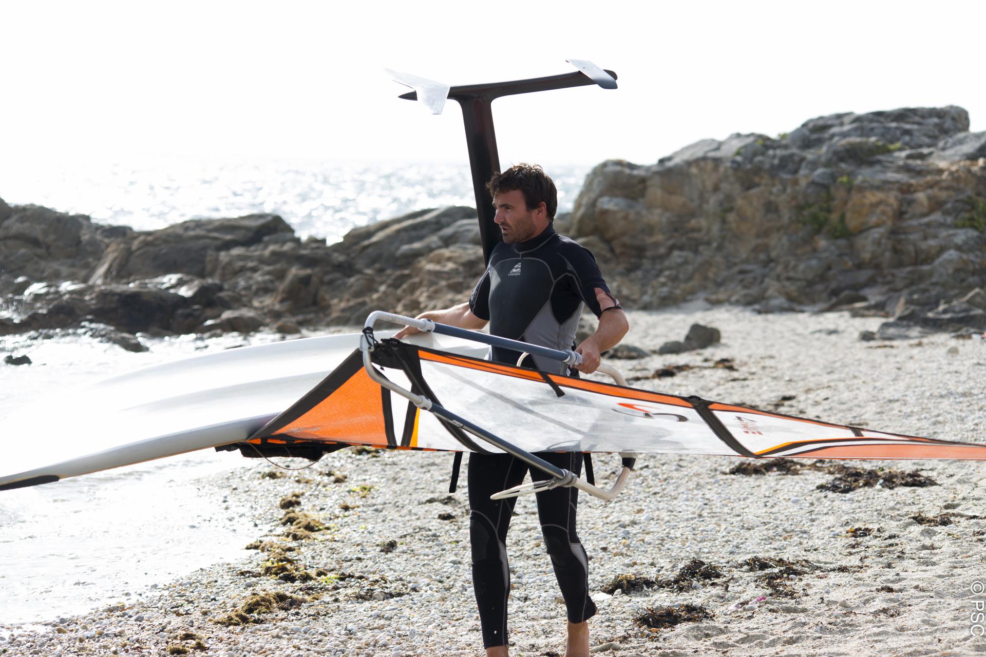 Club Nautique du Rohu - windsurf with foil