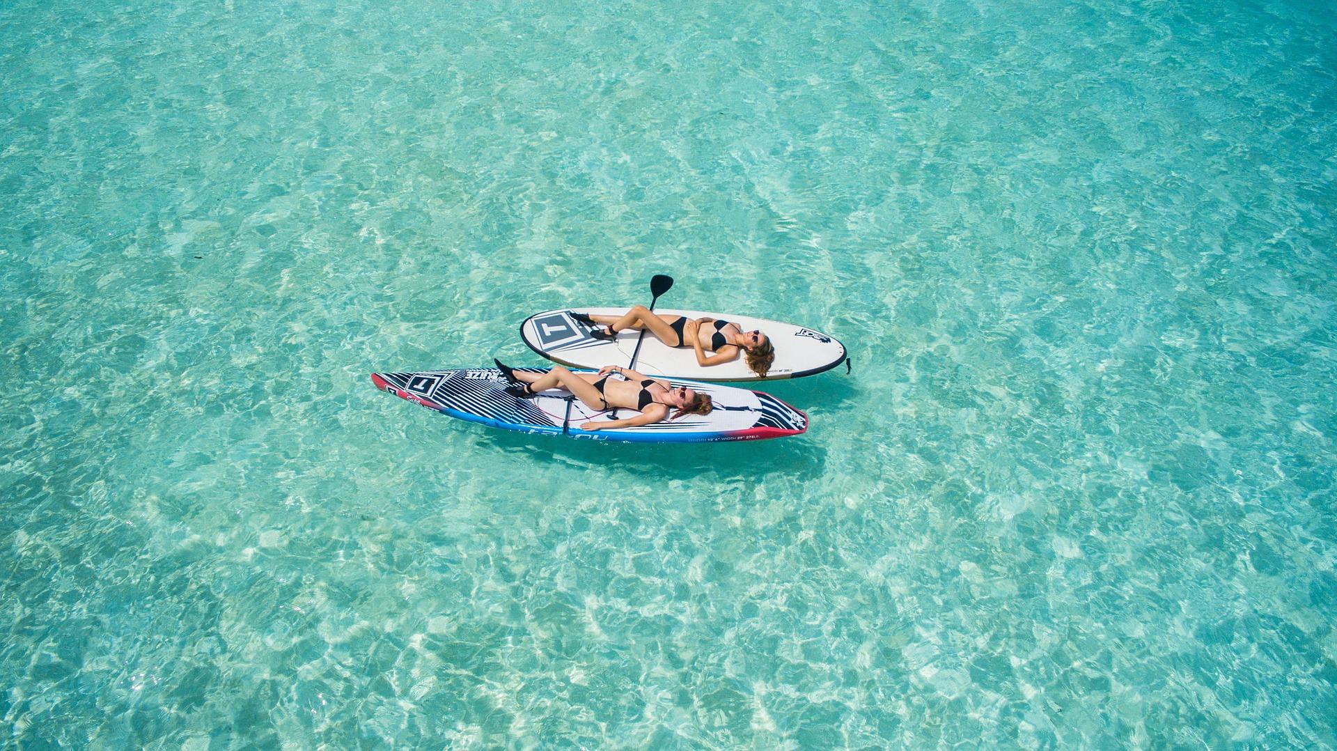 Idée cadeau : Paddle entre copines au Club Nautique du Rohu 